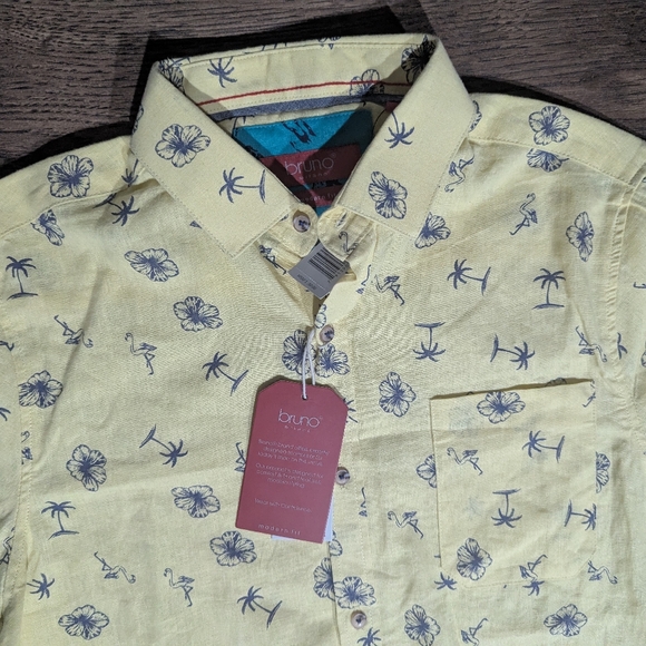 Bruno Milano Mens Short Sleeve Shirt Button Up Small NWT Yellow Flamingos Trees - Picture 3 of 16